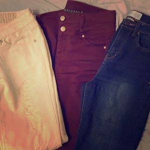 3 pairs of jeans very good condition & free shorts